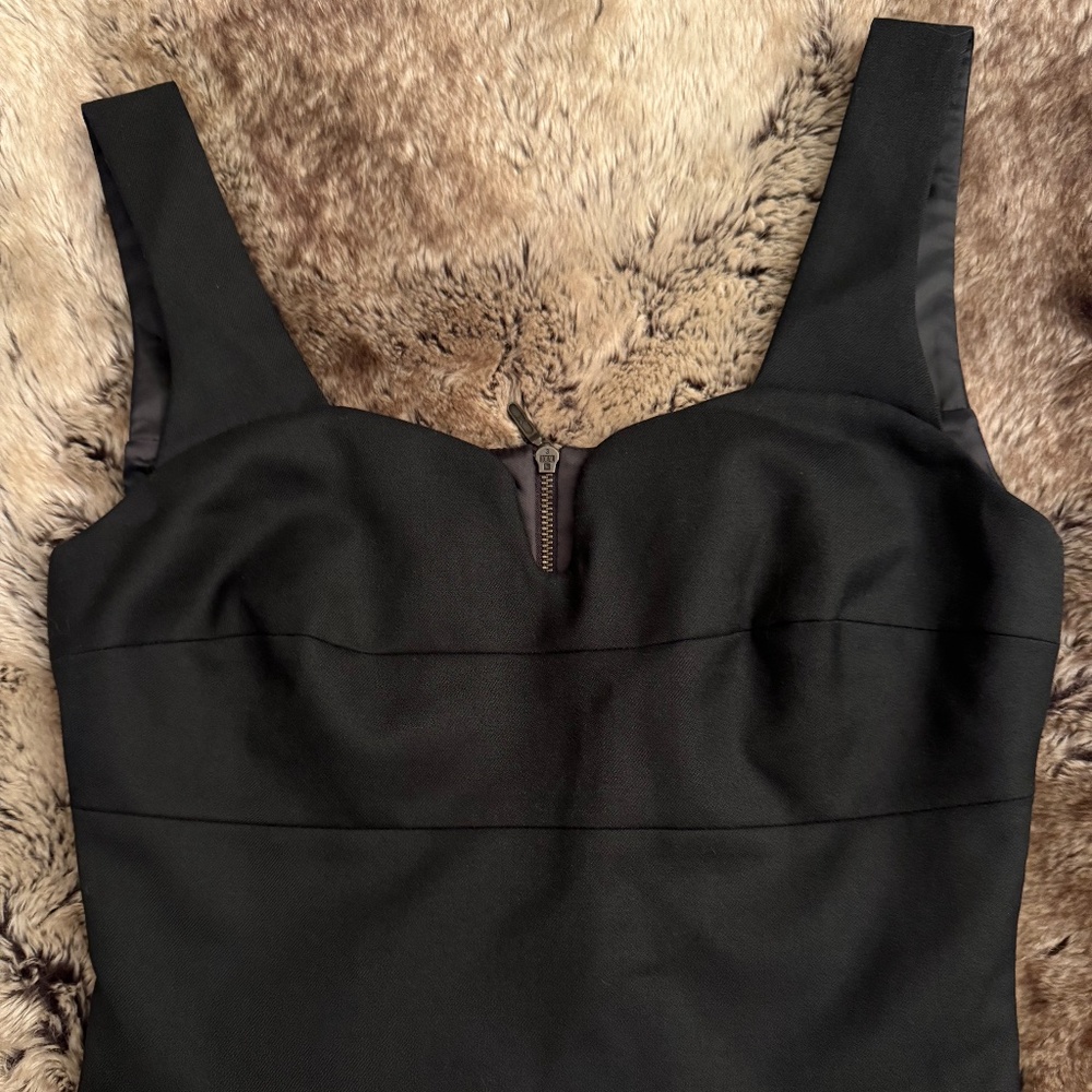 NWOT Nicole Miller Artelier Black Lined Wool Crop Top XS/0